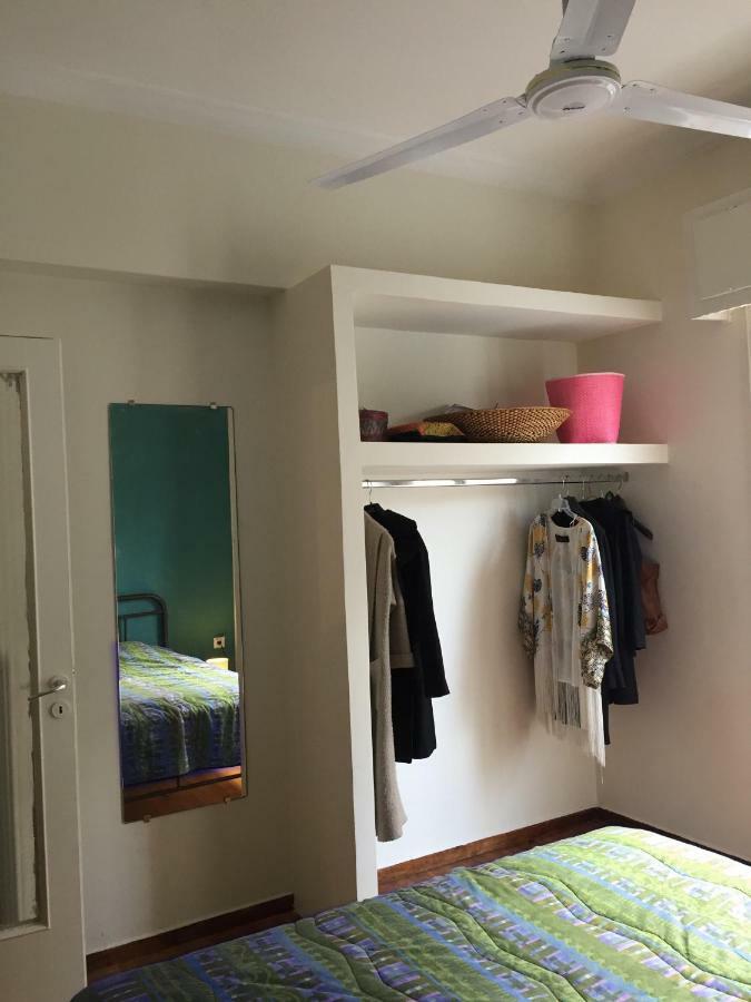 Apartamento 5Th Floor Bright Flat At Bohemian Exarcheia Atenas Exterior foto