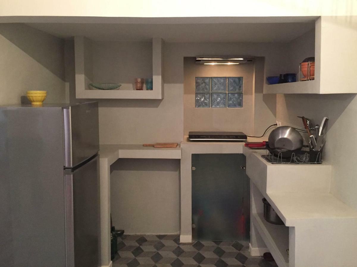 Apartamento 5Th Floor Bright Flat At Bohemian Exarcheia Atenas Exterior foto