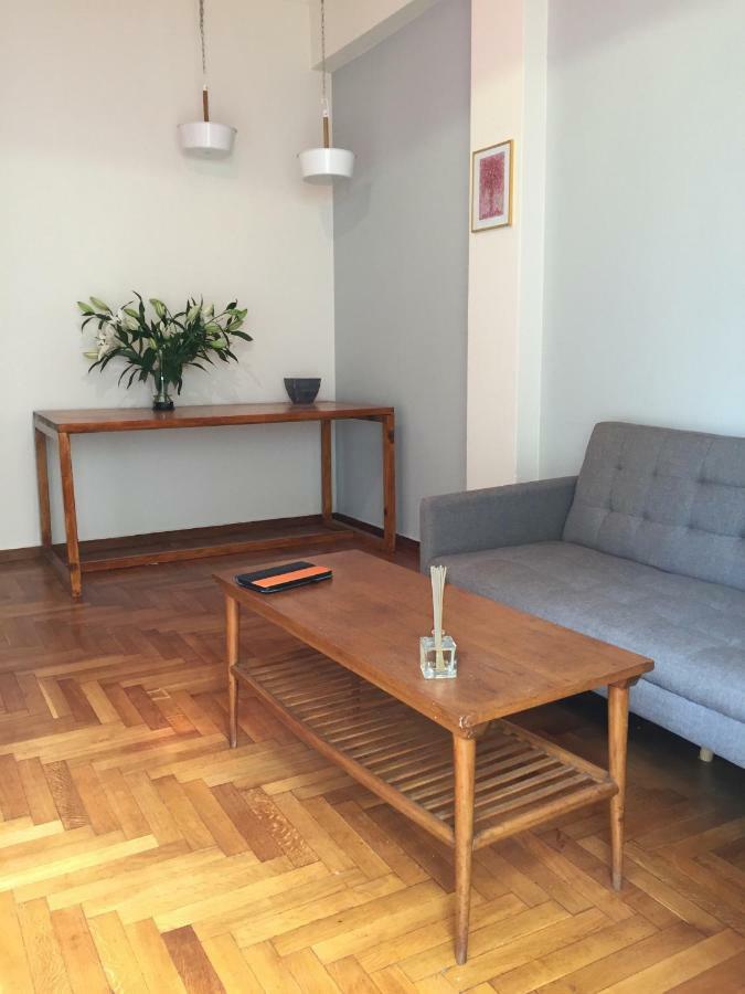 Apartamento 5Th Floor Bright Flat At Bohemian Exarcheia Atenas Exterior foto