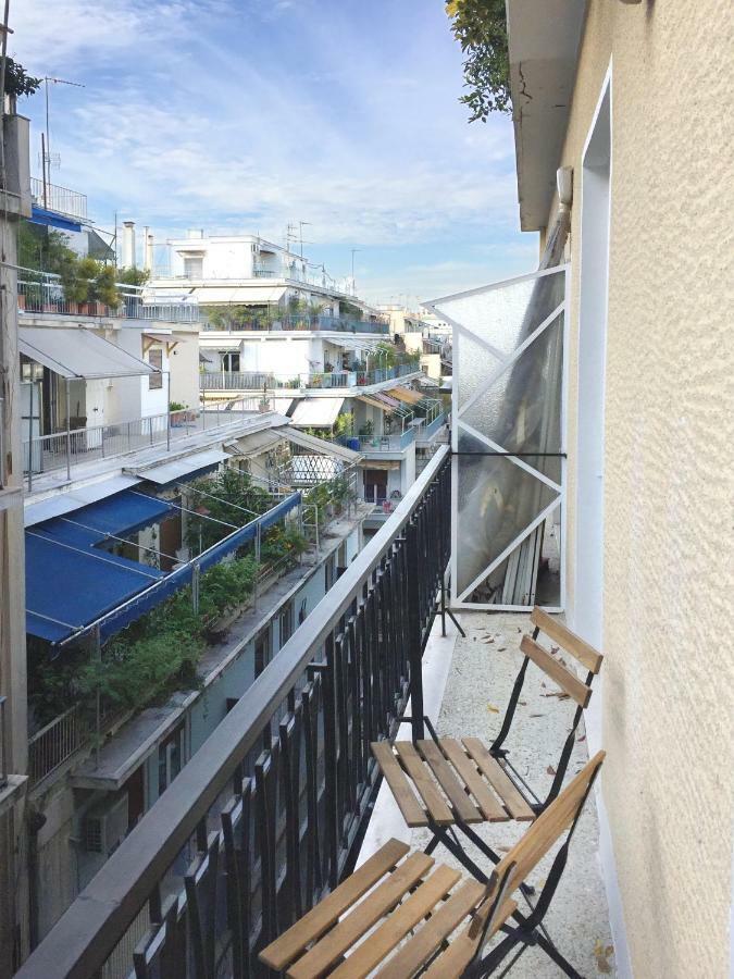 Apartamento 5Th Floor Bright Flat At Bohemian Exarcheia Atenas Exterior foto